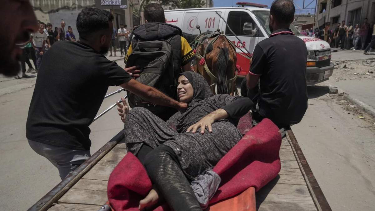 Militantes matan a cinco soldados israelíes en Gaza y ataques israelíes ultiman a 51 palestinos