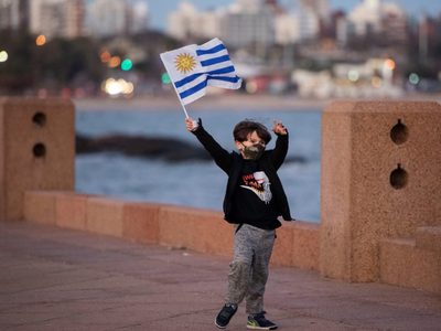 Uruguay: se testeará por coronavirus a todas las personas que ingresen al país