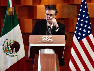 México pide a EU que muestre pruebas sobre la gran presencia de espías rusos en su territorio