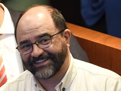 Álvarez Icaza se burla del accidente en mitin de Máynez y luego se disculpa