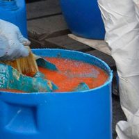 Marinos decomisan más de 13 toneladas de salsa picante con cocaína