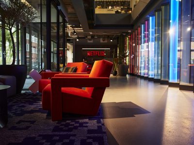 Investigadores allanan oficinas de Netflix; sospechan delitos financieros
