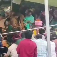 Nueve muertos y decenas de heridos en una avalancha humana en un templo hindú en el sur de la India