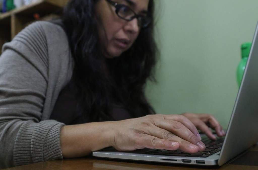 Trabajo de la mujer desde casa