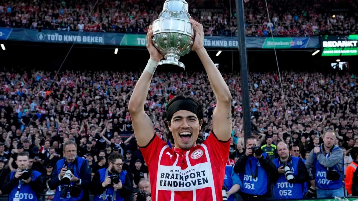 El mexicano con la copa