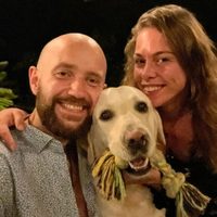 Pareja británica es atacada por un comando en la selva de Quintana Roo; el hombre murió