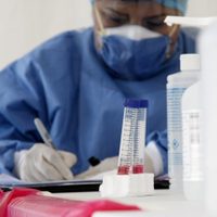 El País calcula hasta 730 mil casos de covid-19 en México