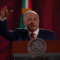 A Gertz no lo desgasta revés en caso contra abogados denunciados por Collado: AMLO