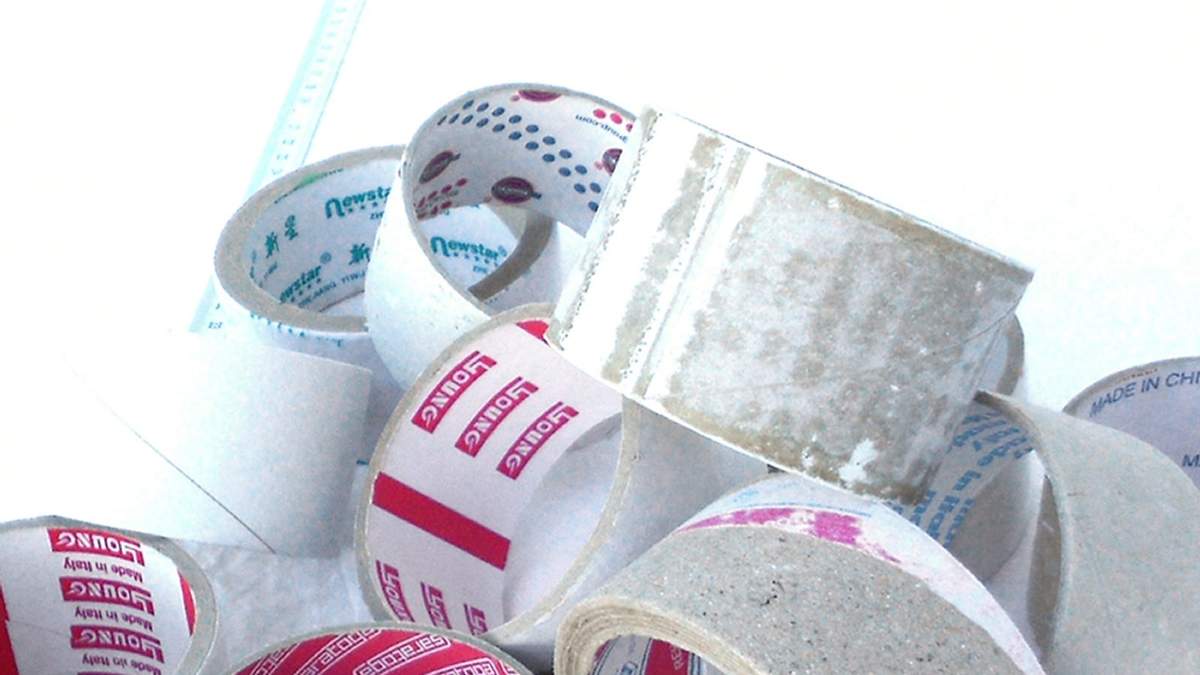 Rollos de cinta adhesiva. Fuente: (X)