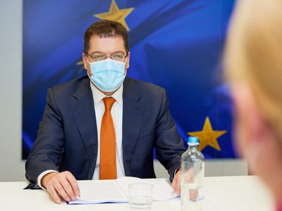 UE envía material sanitario de emergencia a Ucrania en pleno auge de las tensiones con Rusia
