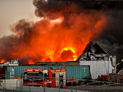 "Tiser arrasada": tremendo incendio en el Parque Industrial