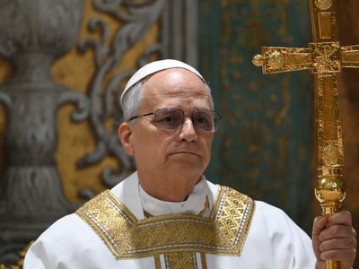 Volodímir Zelenski invitó a León XVI a visitar Ucrania en plena guerra con Rusia