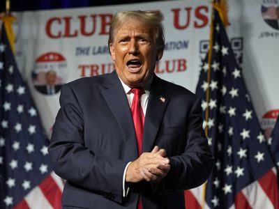 Trump dice que "probablemente" debatirá con Harris, pero podría "justificar no hacerlo"