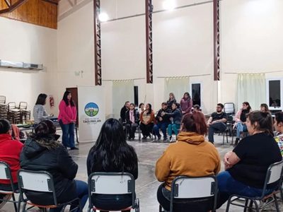 Adolescentes participan de talleres sobre consumos problemáticos y salud mental en Neuquén