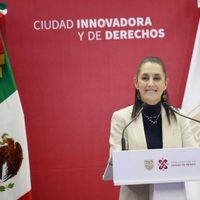 "Van a decir que soy regenta, ¿no?": Sheinbaum respalda la petición de AMLO al INAI