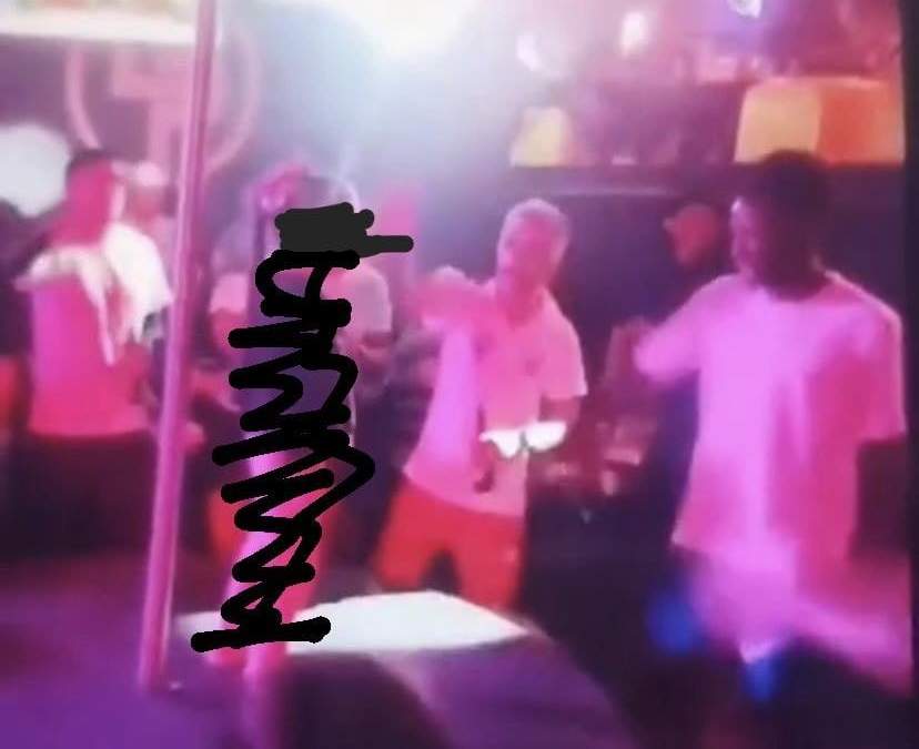 El baile de la menor provocó indignación en redes sociales