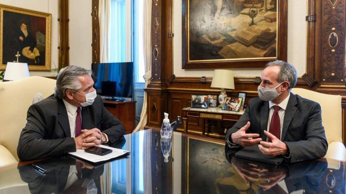 El presidente de Argentina, Alberto Fernández, y el subsecretario Hugo López-Gatell