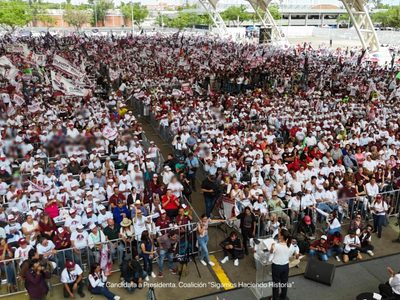 Sheinbaum critica la entrega de la tarjeta rosa en Guanajuato; es “para comprar el voto”