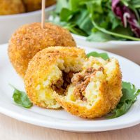 Croquetas españolas: en pocos minutos y con pocos ingredientes, hacete una receta crocante y deliciosa para la cena