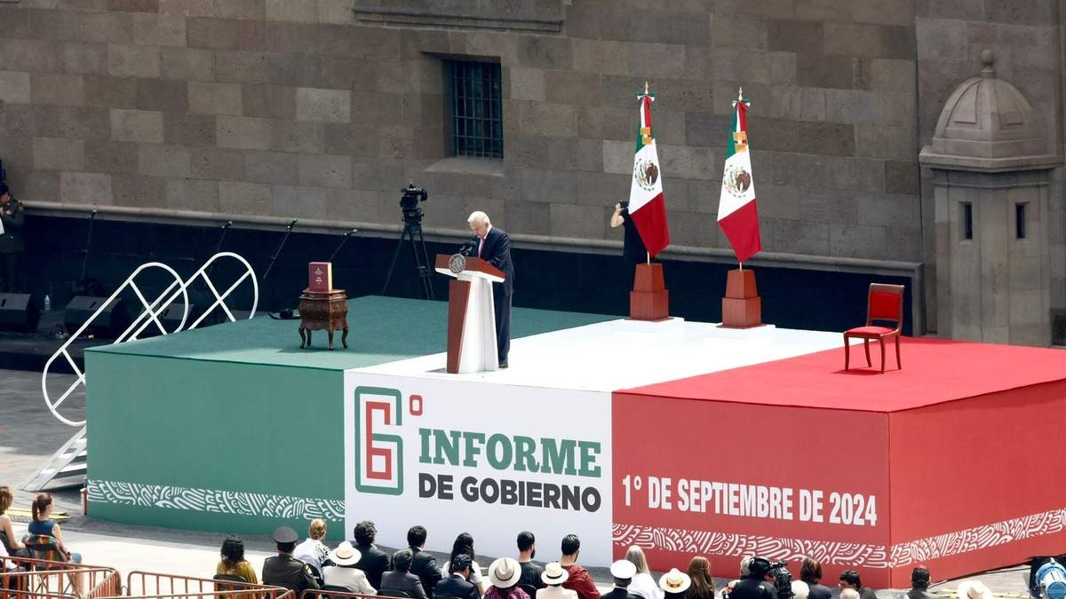 El presidente en el discurso pronunciado este domingo en el Zócalo