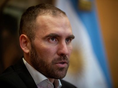 "Se equivocó": reapareció Cavallo para alertar sobre el pronóstico de Martín Guzmán