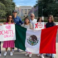 Mexicanos muestran su apoyo a Xóchitl Gálvez frente a sede de la ONU en Ginebra