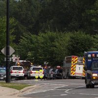 Tirador solitario mata a 11 y hiere a seis en edificio municipal de Virginia