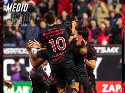 Xolos derrota 3-0 a Cruz Azul en la ida de los cuartos de final del Apertura 2024