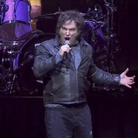 Milei cantó, criticó al kirchnerismo y defendió a Israel