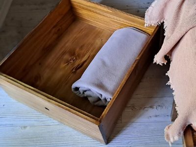No tires la cajonera rota o vieja que tenés en casa: creá esto tan lindo para organizar las cosas en tu cocina y tener más espacio