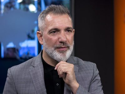 20 años menor que él y venezolana: ella es Karen, la hermosa y profesional esposa de Pablo Duggan
