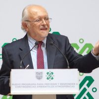 Premio Nobel Mario Molina recomienda el uso de cubrebocas incluso a AMLO