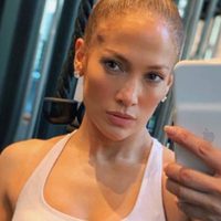 ¡Pueden escribirme! Jennifer López da su número de celular a todos sus seguidores y estos se apresur