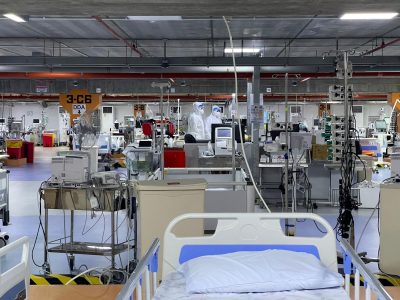En una semana, muertes en el mundo por covid-19 aumentaron 21%: OMS