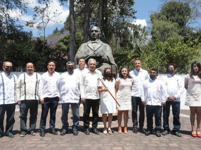 "Los conservadores nos van a seguir haciendo lo que el viento a Juárez": AMLO