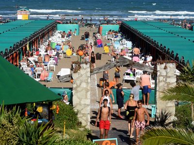 Verano en Mar del Plata: estos son los descuentos y valores de los balnearios