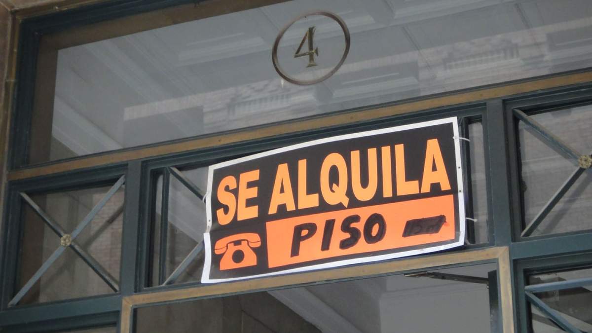 Anuncio de alquiler de departamento. Fuente: (Twitter)
