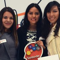 Premian a alumnas de la UNAM por crear parche que reduce el tiempo de cicatrización de heridas
