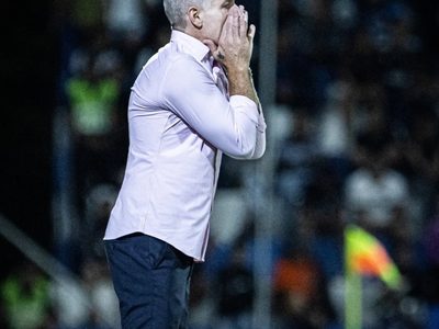 Martín Palermo asume como DT de Fortaleza