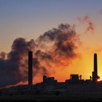 La CNEA puso en marcha un programa para reducir la emisión de gases contaminantes