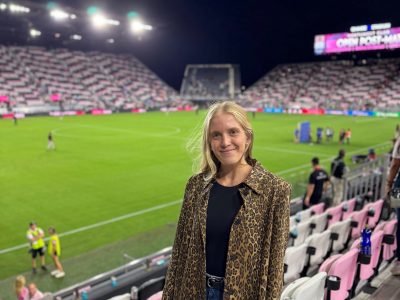 Victoria Clariá, la periodista argentina que fue elegida para seguir los pasos de Lionel Messi