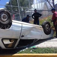 Maestros del SNTE agreden a docentes 'charros” en San Cristóbal de las Casas