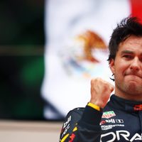 "Checo" Pérez lloró al escuchar el Himno Nacional tras triunfar en el Gran Premio de Mónaco (Video)