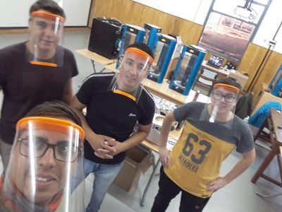Elaboran en Zapala máscaras 3D para abastecer a profesionales de la Salud