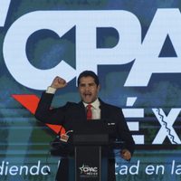 Cumbre de extrema derecha CPAC pospone evento que encabezaría Eduardo Verástegui