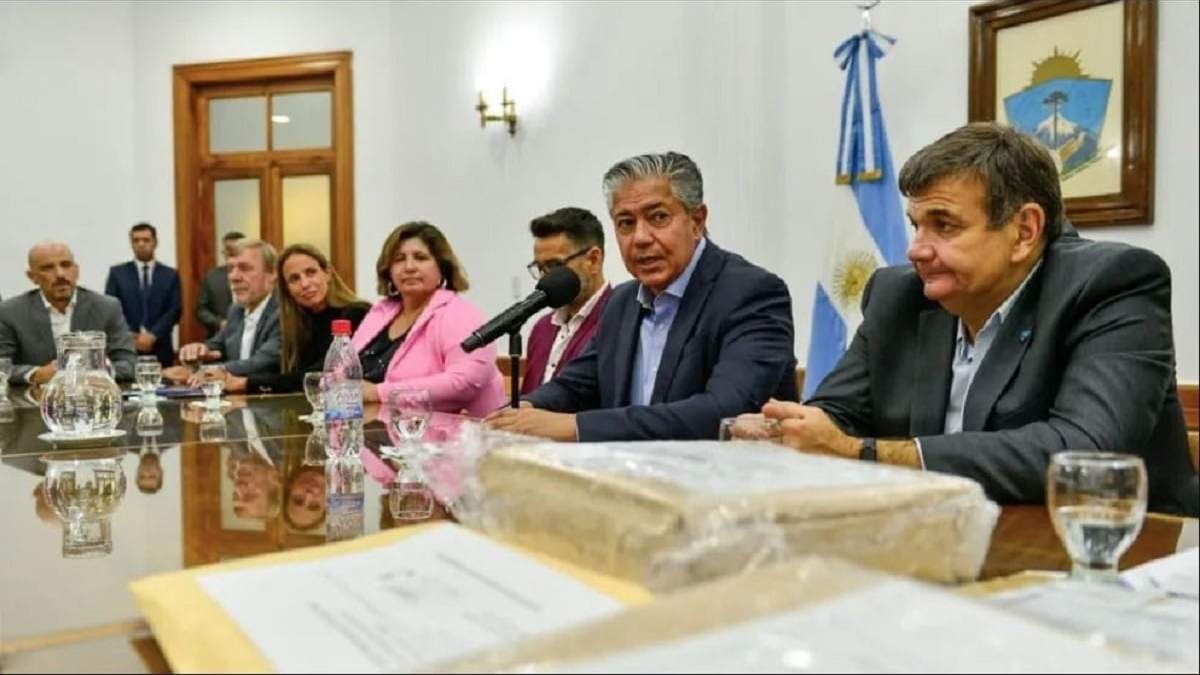 Cinco oferentes se presentaron en la licitación para la obra de asfalto de la ruta provincial 43. Fuente: (Gobierno de Neuquén)