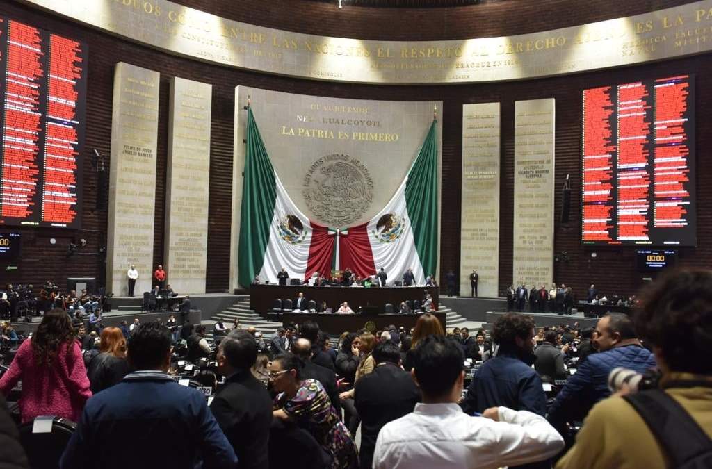 Cámara de Diputados. En intensa sesión, dio el visto bueno