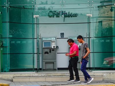 La CFE se endeuda para seguir pagando deuda... que heredará a los próximos gobiernos