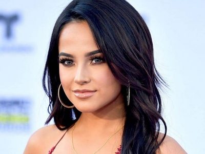¿Becky G ya es madre? El video que confirma todo y ya no lo puede ocultar más ¡Ayyyy papá!