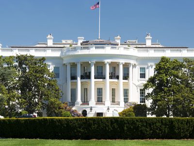 Si Trump se negase a abandonar la Casa Blanca, lo expulsarán: portavoz de Biden